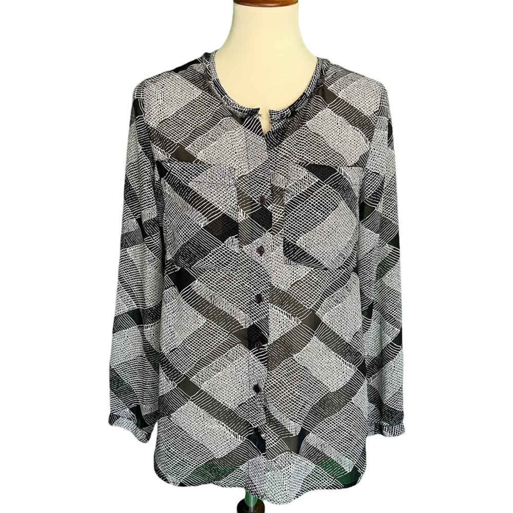 Silent + Noise sheer pattern black and white button down blouse.